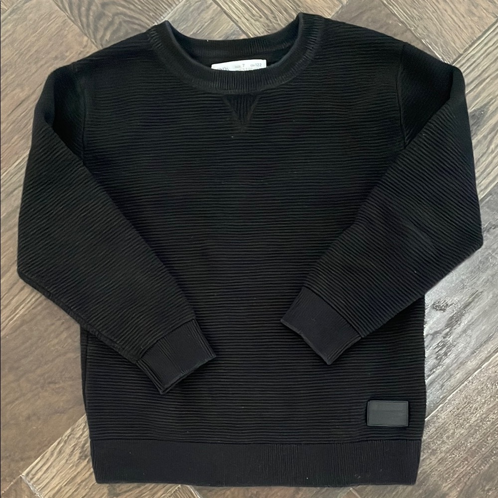 Zara Black Crewneck Sweater Classic Knit Design